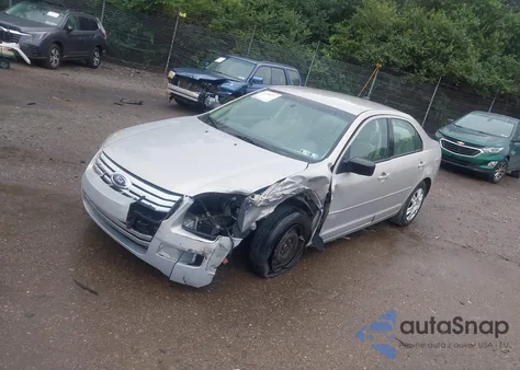 2009 Ford Fusion S from USA, damaged, VIN 3FAHP06Z99R125845